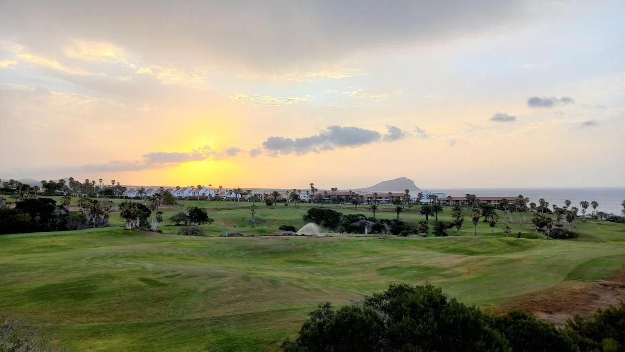 Golf Del Sur Apartment - Magnificent Panorama Of The Ocean, El Teide, And Montana Roja San Miguel de Abona Ngoại thất bức ảnh