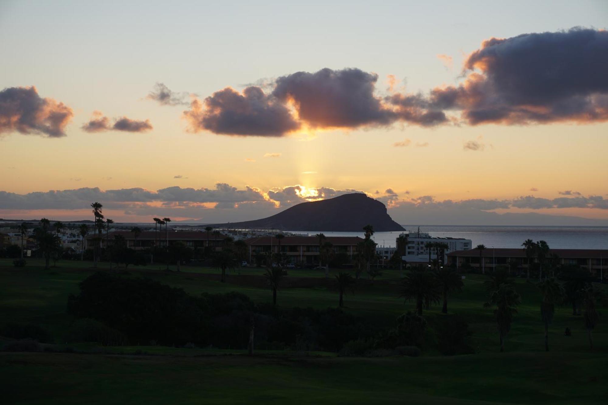 Golf Del Sur Apartment - Magnificent Panorama Of The Ocean, El Teide, And Montana Roja San Miguel de Abona Ngoại thất bức ảnh